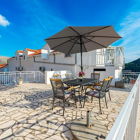 Lily's * Dubrovnik