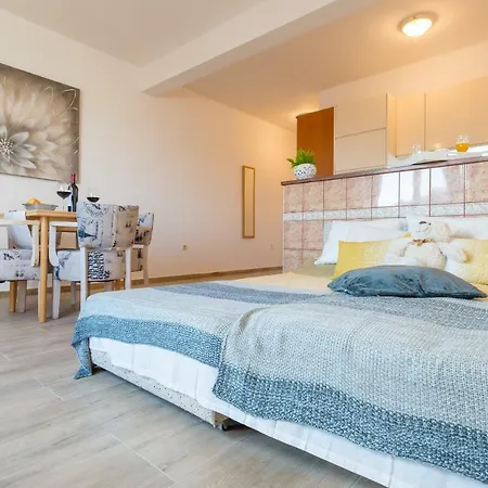 Lily's * 杜布罗夫尼克