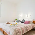 Apartament Lily's